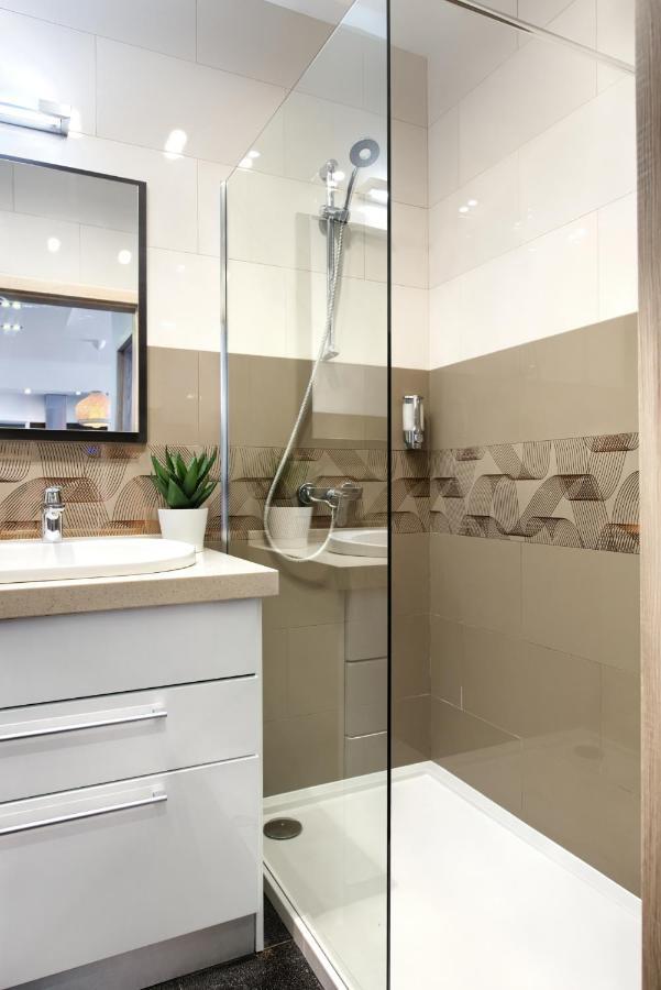 City Center Apartament Parking By Impero Poznan Luaran gambar